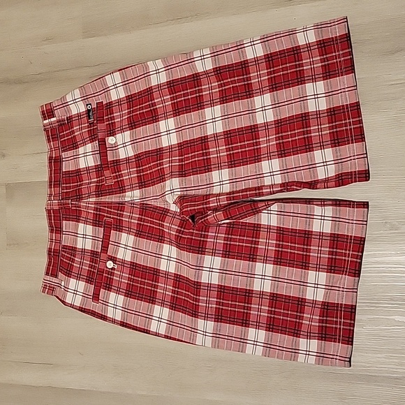 Men's South Pole red plaid shorts Size 32 - Picture 2 of 2